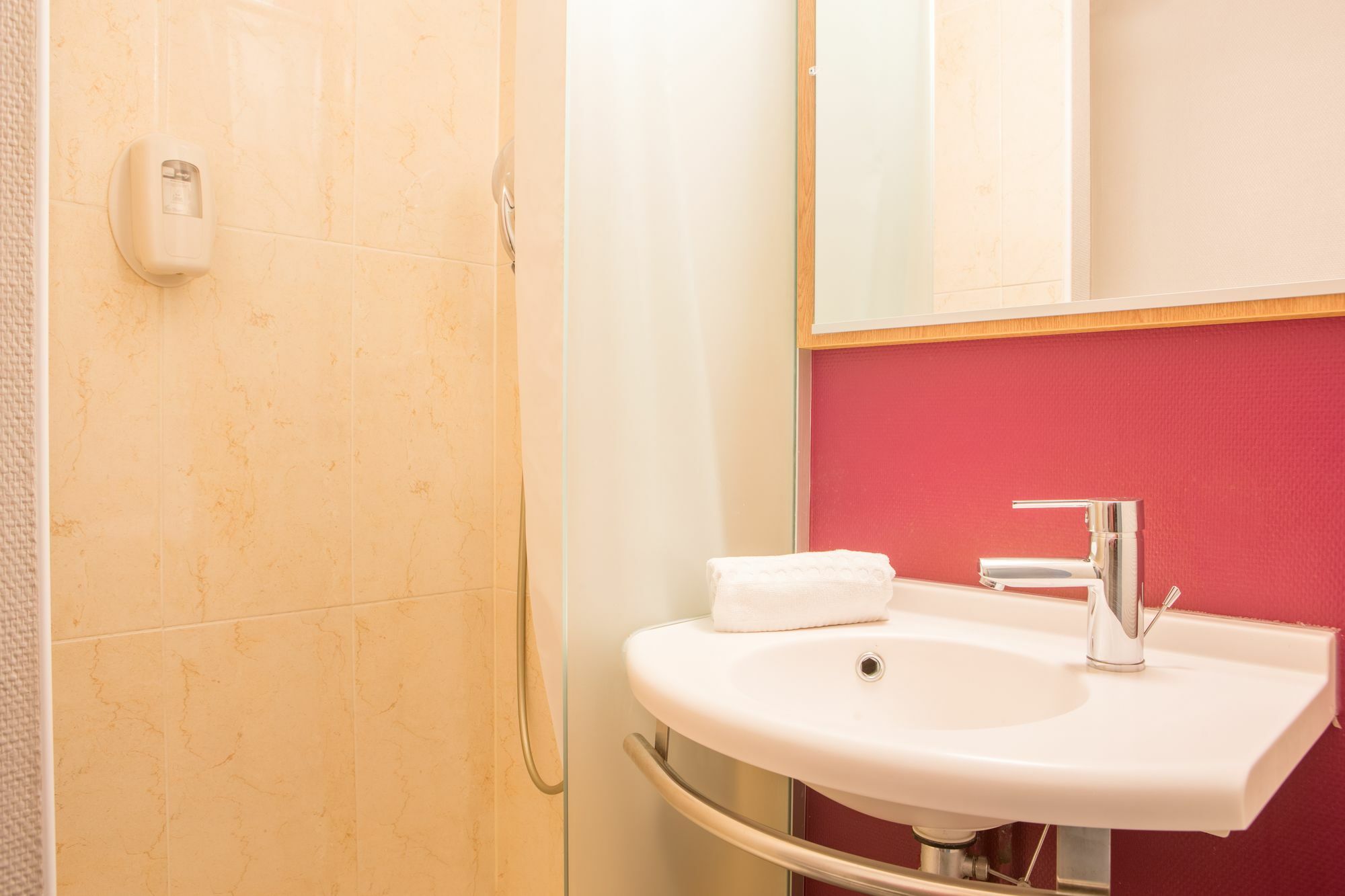 B&B Hotel Hyeres Bagian luar foto