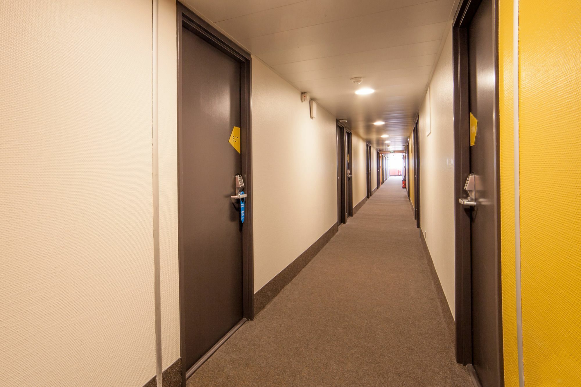 B&B Hotel Hyeres Bagian luar foto
